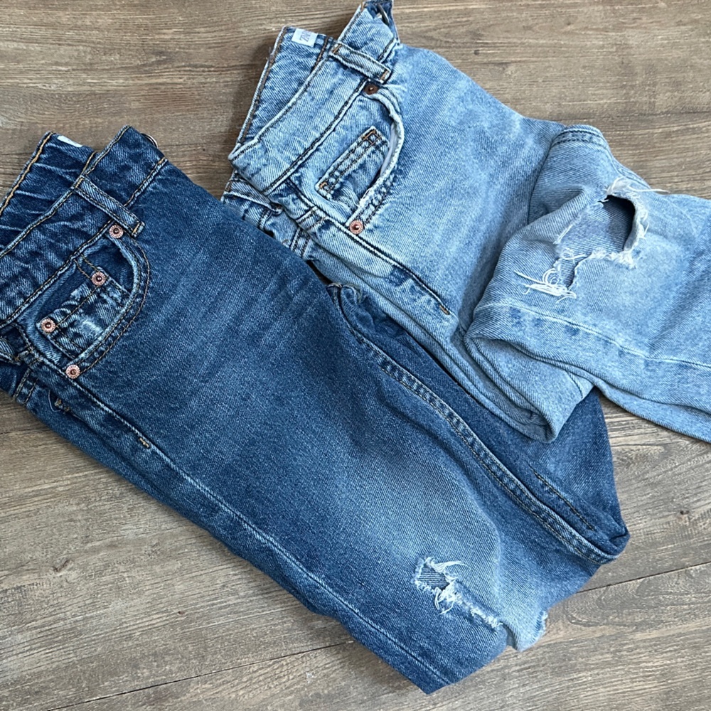 Zara Men's Relaxed Blue Jeans